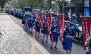 杭州街头惊现机器人，外卖红包大放送，科技营销新花样？