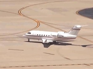 美纽瓦克机场雷达故障致航班大乱，空管受惊请假人员短缺加剧
