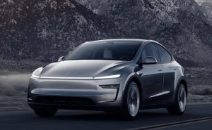 特斯拉新软件更新：Model 3升级，屏幕显示更多路况信息！