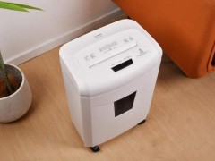 科密DSK1碎纸机评测：高速高效，企业信息安全守护者