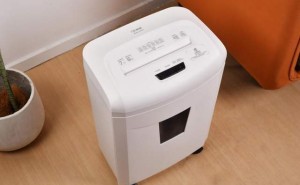 科密DSK1碎纸机评测：高速高效，企业信息安全守护者