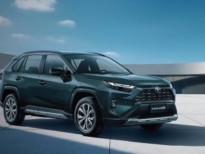 一汽丰田紧急召回万辆RAV4及凌放，后悬架螺栓隐患引关注！
