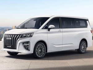 北汽制造EM7 MPV新推7座行业版，13.98万起售，续航270公里