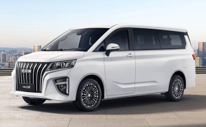 北汽制造EM7 MPV新推7座行业版，13.98万起售，续航270公里