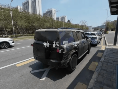 比亚迪方程豹“钛7”SUV路试谍照曝光，硬派风格再升级？