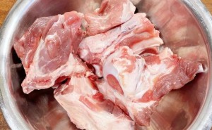 夏日解馋首选！大棒骨，肉香四溢，便宜又营养，你试过没？