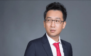 洪灝预测：非美资产领跑，黄金港股看涨，三季度港股或创新高