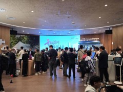 光峰科技激光显示技术，在大阪世博会上演中国科技光影传奇！