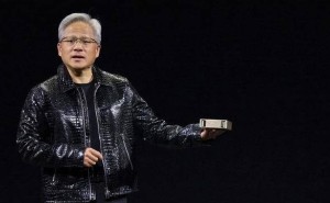 英伟达股价飙升近15%，黄仁勋净资产达1140亿美元，4月低点后强势反弹