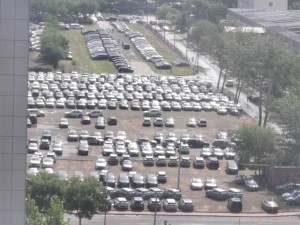 北京冰雹灾害重创4S店，新车损失谁来买单？
