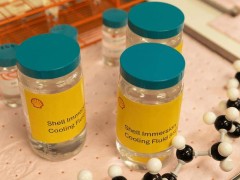 英特尔壳牌强强联手，推出至强处理器液冷数据中心新方案