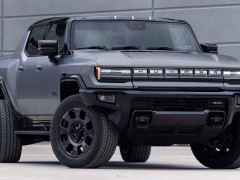 悍马HUMMER EV新升级，King Crab模式让“大块头”灵活穿梭