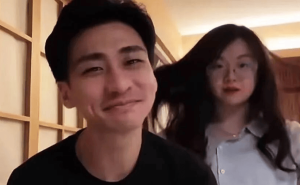LOL主播小明剑魔与妻分居，携电脑五猫出走，网友热议其未来走向