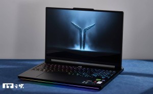 联想拯救者Y9000P 2025至尊版：性能与散热的双重飞跃体验
