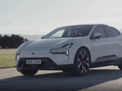 2025款極星Polestar 4 SUV來襲，豪華與性能版售價公布！