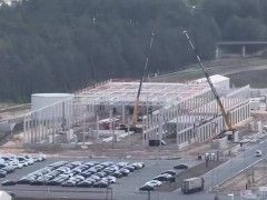 特斯拉柏林工廠：新車采用無監督自動駕駛技術廠內運輸