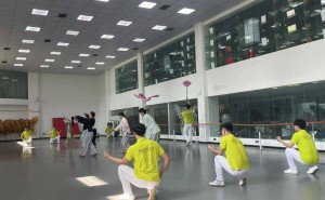 重庆铜梁龙舞：青春力量舞动千年非遗新篇章！