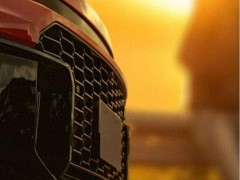 新一代丰田RAV4预告图曝光，硬朗风格抢眼，21日正式亮相