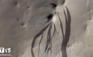火星条纹之谜：或与风尘共舞，非水流痕迹？