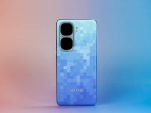 iQOO Neo10 Pro+：棱镜像素设计，如何演绎科技与色彩的完美融合？
