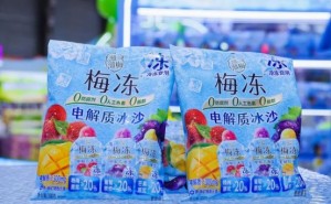 “买全球资源，卖全球市场”，溜溜梅如何用“好货”构建品牌护城河？
