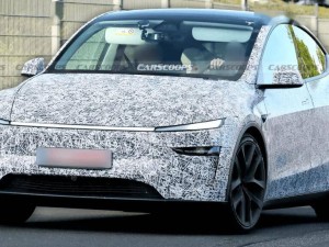 特斯拉新款Model Y Performance赛道测试，性能升级细节抢先看！