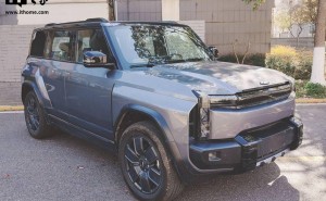 奇瑞X3 PLUS“方盒子”纯电SUV亮相：续航520公里，设计酷似iCAR 03T