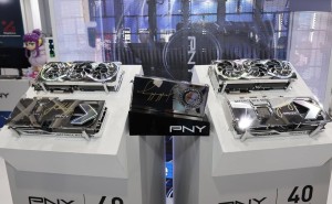PNY Iron Core RTX 50系列显卡亮相：镜面设计，黄仁勋亲笔签名