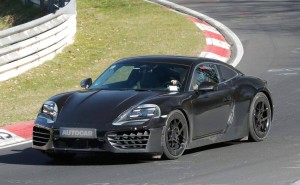 保时捷718 Cayman EV硬顶版加速测试，2026年初电动跑车新纪元？