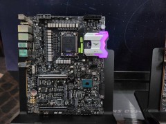 十铨新推CAMM2内存条，配散热器应对高密高频散热挑战