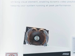 微星复古风来袭！台北电脑展展出RTX 50系CYCLONE与TWIN FROZR显卡