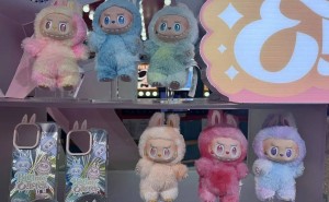 河南三杰如何赢得中产青睐？蜜雪冰城、泡泡玛特、胖东来背后的秘密