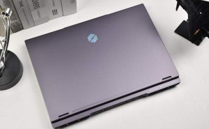 旗舰水冷游戏本实测：机械革命苍龙16 Ultra千帧体验有多强？