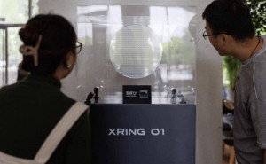小米玄戒O1处理器亮相科技园：190亿晶体管，3nm工艺震撼登场