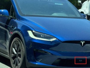 2026款特斯拉Model X谍照出炉，新造型轮毂与灰蓝车漆引关注