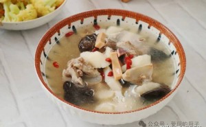 夏日必备！山药墨鱼干汤，鲜美营养，全家都爱喝