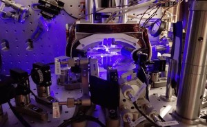 超冷原子领域新突破：科学家首次实现“超纠缠”量子态