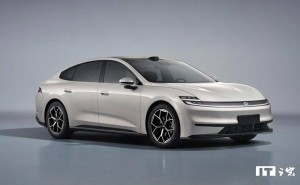 长安启源A06增程版亮相：搭载1.5L增程器，纯电续航达180公里