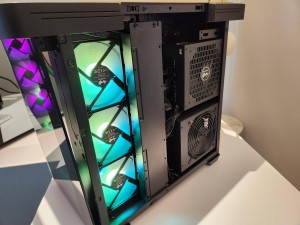 迎广InWin台北电脑展发布IW-1650W，专为多卡AI系统打造的第二电源亮相
