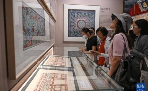 千年彩画映故宫，传承创新共赏鉴