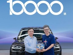 比亚迪腾势N9万辆交付里程碑，优必选创始人周剑喜提爱车！