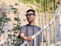 雷鸟V3 Slim AI拍摄眼镜：39克轻盈，随时记录生活每一刻