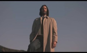 基努·里维斯新作《好运》预告发布，天使加百列人间奇遇引期待