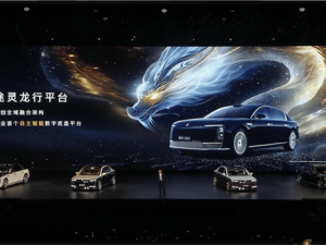 尊界S800首发途灵龙行平台，引领行业智能数字底盘革新