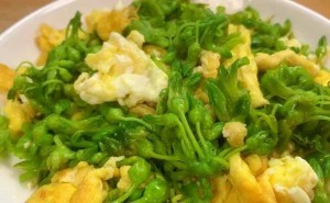 夏夜清香，鸡蛋遇上它，通便解暑新滋味！