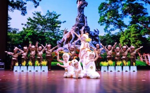 广州儿童节音乐会：困境儿童用音乐传递快乐与希望