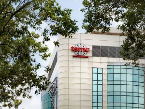 台积电辟谣：不会赴阿联酋建大型晶圆厂