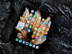 vivo X Fold5影像续航再突破，性能短板能否靠性价比弥补？