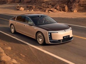 尊界S800上市火爆！72小时大定超2600台，老板们钟爱的高端选择
