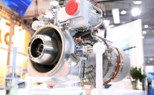 国产AES100航空发动机获生产许可，2026年交付“镧影R6000”